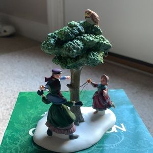 Dept 56, 12 Days of Dickens Village , A Partridge in a Pear Tree